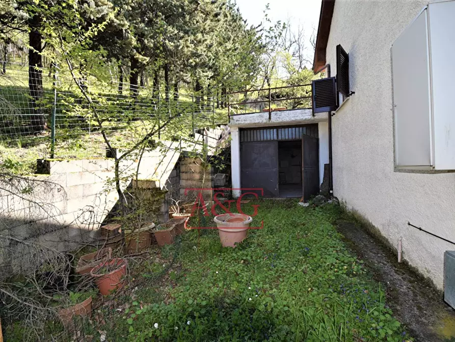 Immagine 38 di Casa semindipendente in vendita  in Contrada San Liberato SNC a San Ginesio