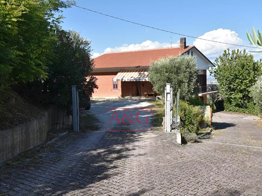 Immagine 6 di Rustico / casale in vendita  in Contrada Santa Maria Maddalena 5 a Sant'angelo In Pontano