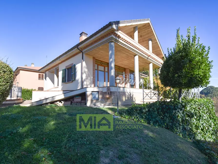 Immagine 3 di Appartamento in vendita  in Villa Rustici a Amandola