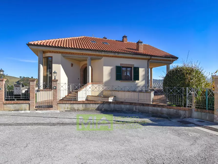 Immagine 4 di Appartamento in vendita  in Villa Rustici a Amandola