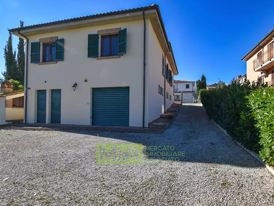 Immagine 5 di Appartamento in vendita  in Villa Rustici a Amandola