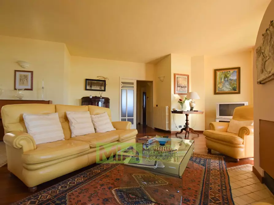 Immagine 12 di Appartamento in vendita  in Villa Rustici a Amandola