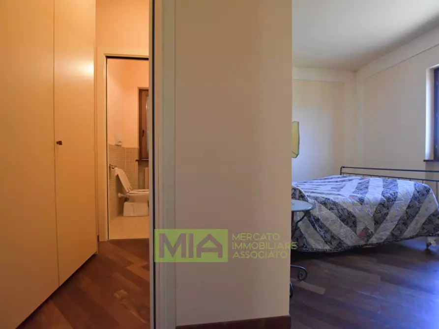 Immagine 37 di Appartamento in vendita  in Villa Rustici a Amandola