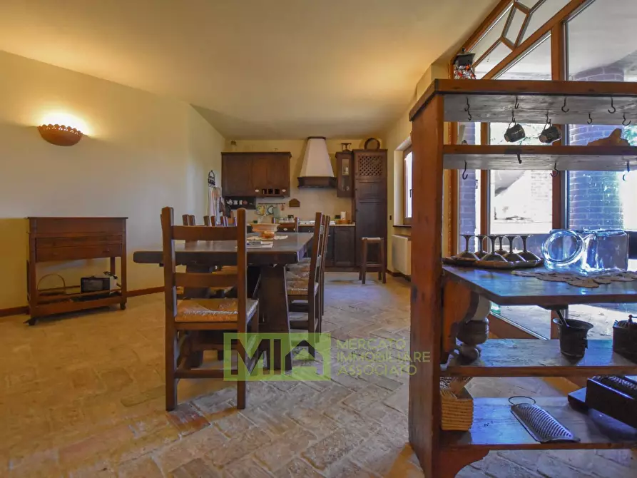 Immagine 58 di Appartamento in vendita  in Villa Rustici a Amandola