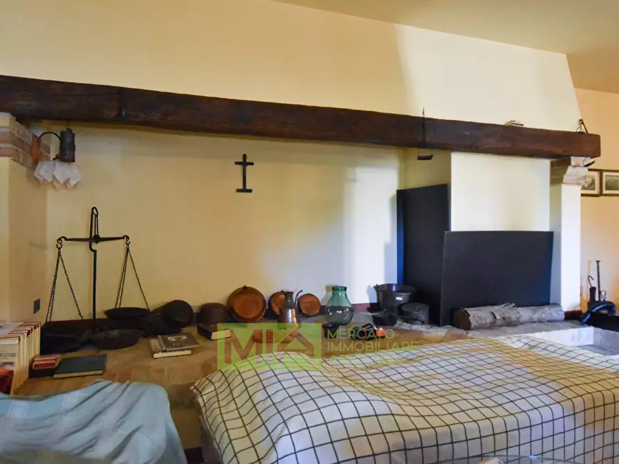 Immagine 60 di Appartamento in vendita  in Villa Rustici a Amandola