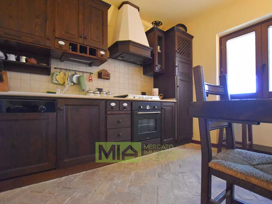 Immagine 62 di Appartamento in vendita  in Villa Rustici a Amandola