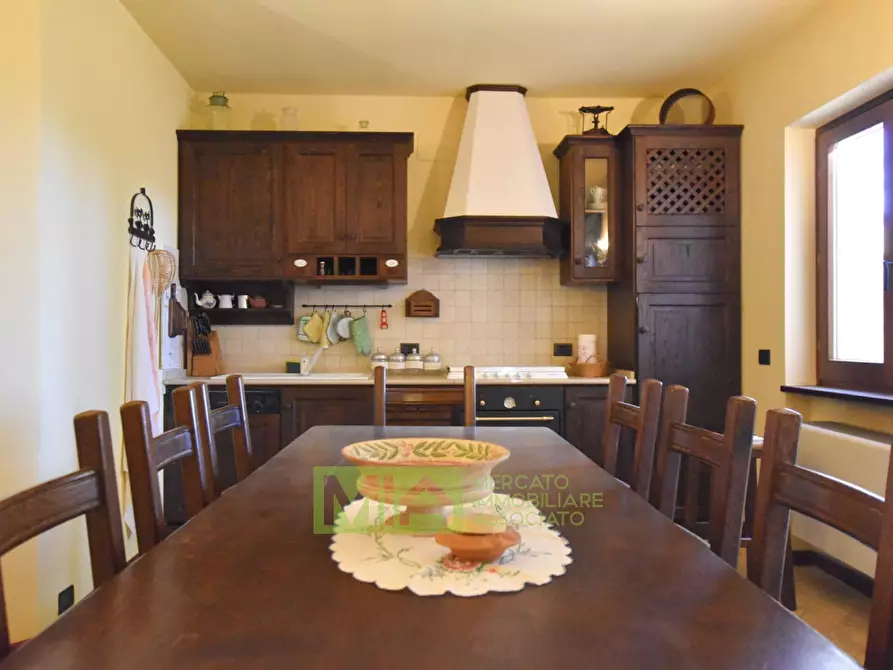 Immagine 63 di Appartamento in vendita  in Villa Rustici a Amandola