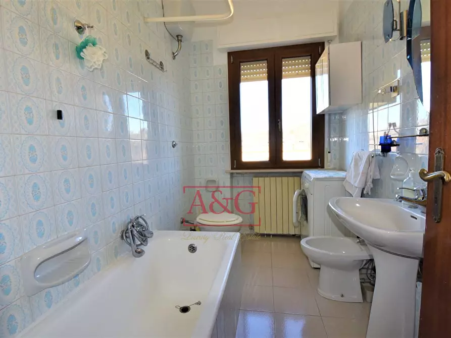 Immagine 8 di Appartamento in vendita  in via domenico sbarra 16 a Montefortino