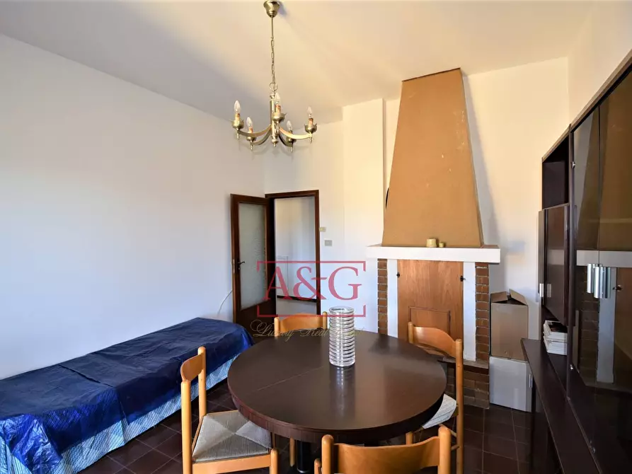 Immagine 3 di Appartamento in vendita  in via domenico sbarra 16 a Montefortino