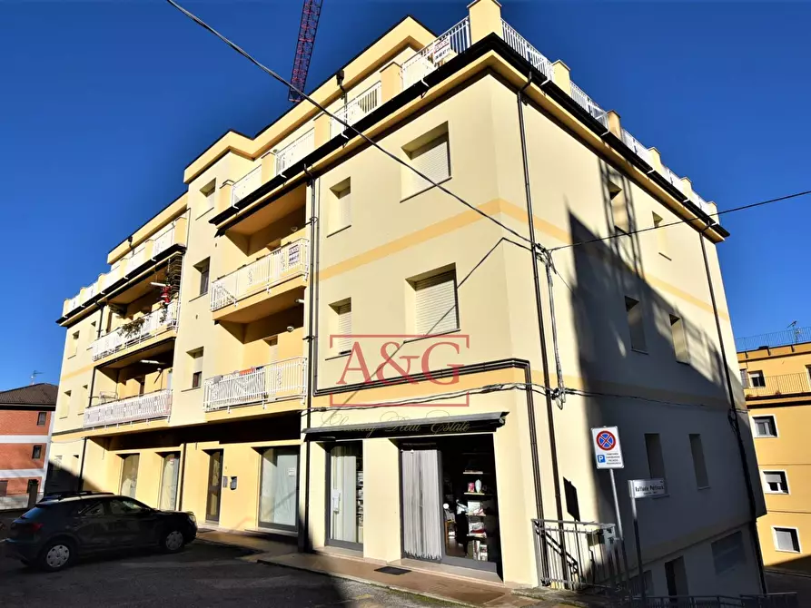 Immagine 16 di Appartamento in vendita  in via domenico sbarra 16 a Montefortino