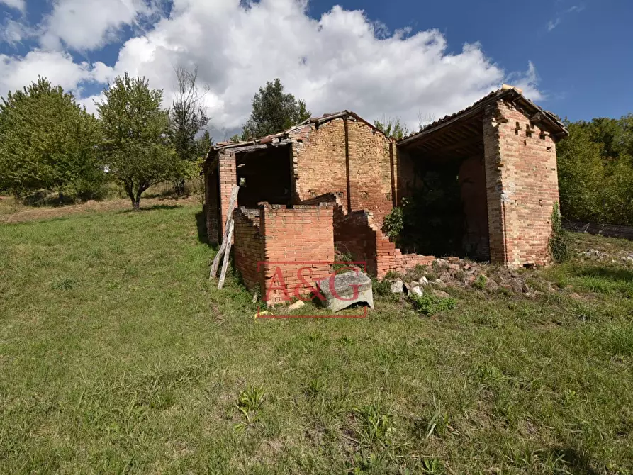 Immagine 6 di Rustico / casale in vendita  in villa casa paradisi superiore snc a Amandola