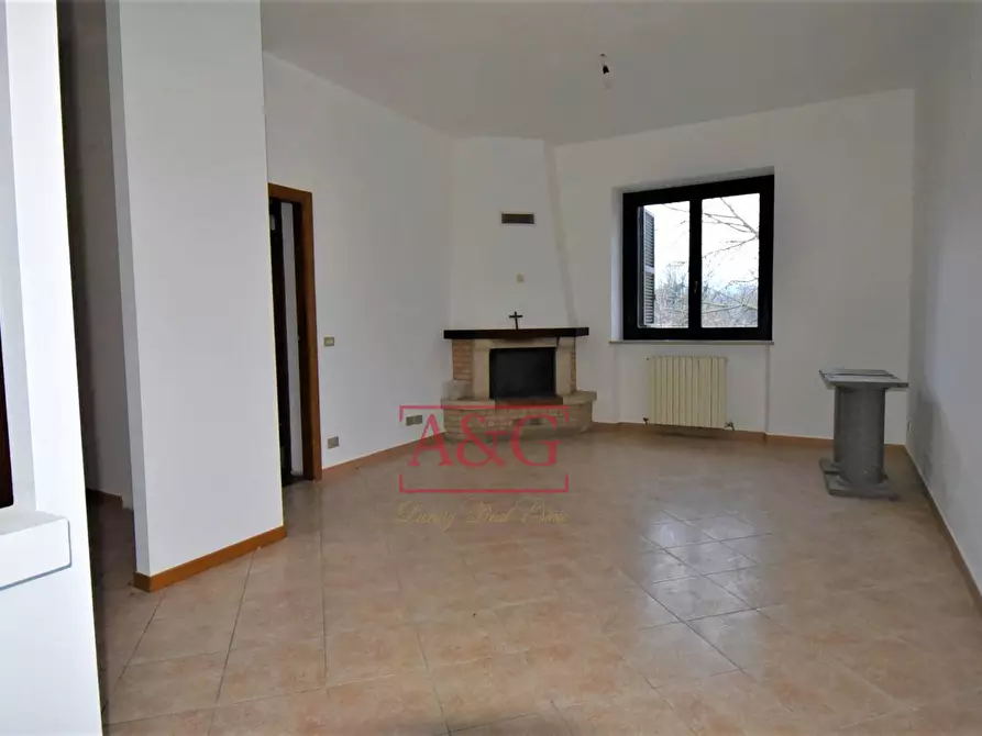 Immagine 23 di Villa in vendita  in Contrada pian di contro a Amandola