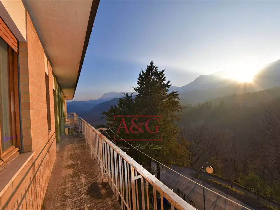 Immagine 10 di Appartamento in vendita  in Via Aldo Moro 22 a Amandola