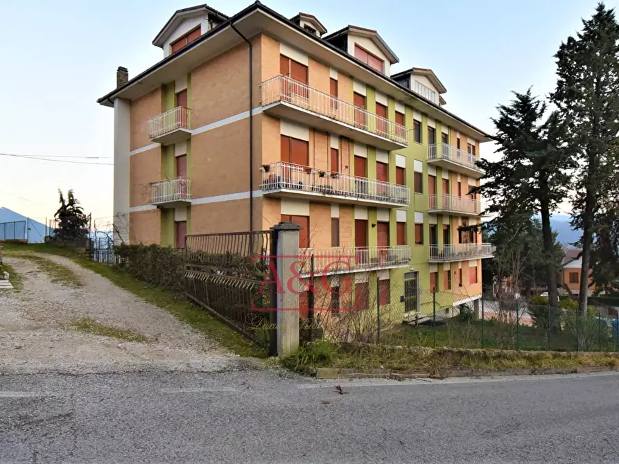 Immagine 34 di Appartamento in vendita  in Via Aldo Moro 22 a Amandola