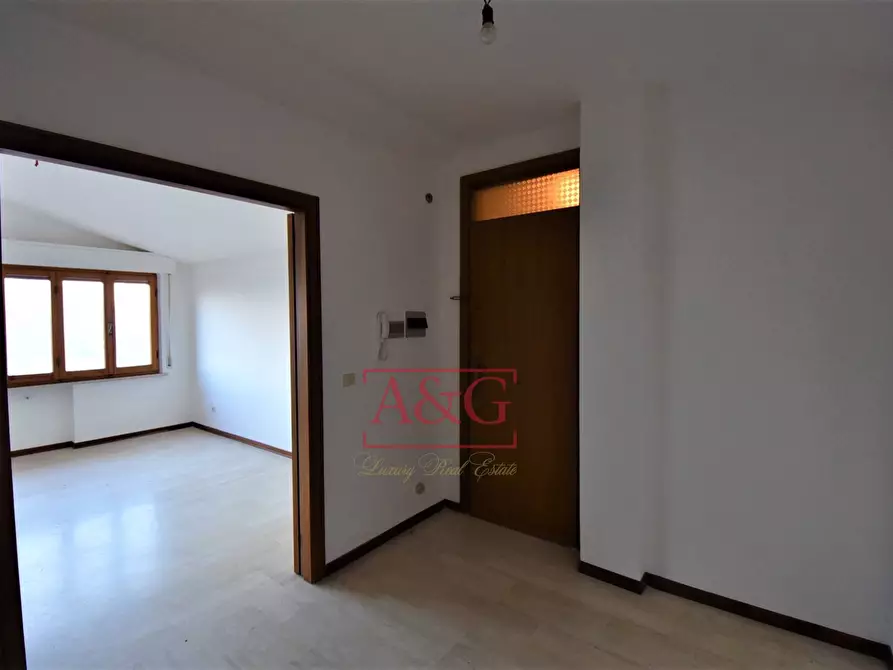 Immagine 2 di Attico in vendita  in Via Aldo Moro 22 a Amandola