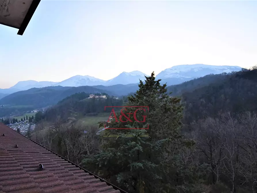 Immagine 25 di Attico in vendita  in Via Aldo Moro 22 a Amandola