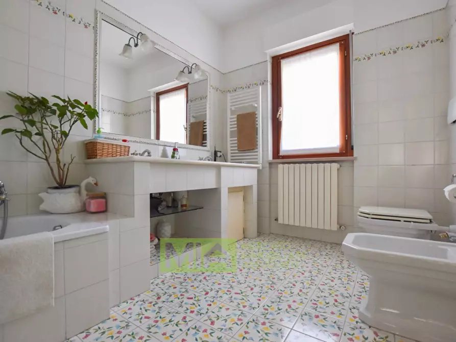 Immagine 24 di Appartamento in vendita  in Via Aldo Moro a Comunanza