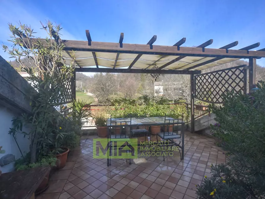 Immagine 37 di Appartamento in vendita  in Via Aldo Moro a Comunanza