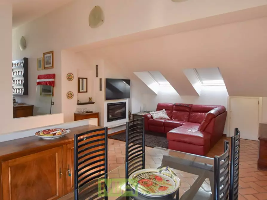 Immagine 39 di Appartamento in vendita  in Via Aldo Moro a Comunanza