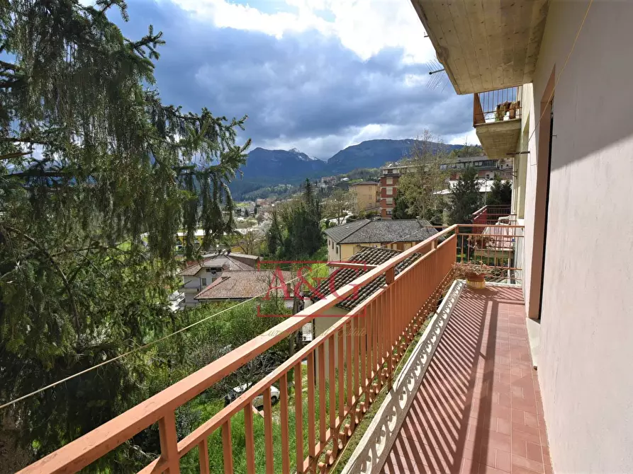 Immagine 8 di Appartamento in vendita  in Via XX Settembre 48 a Amandola