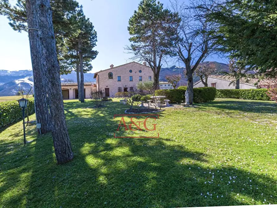 Immagine 82 di Villa in vendita  in serra 12 a Cagli