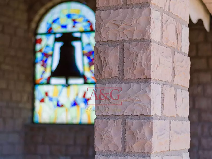 Immagine 87 di Villa in vendita  in serra 12 a Cagli