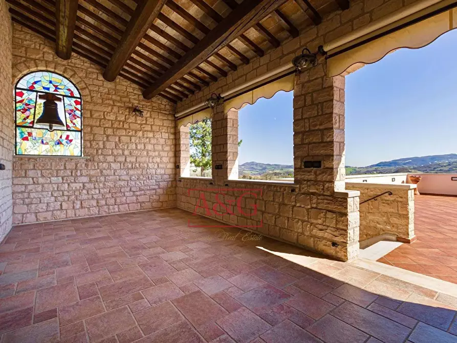 Immagine 89 di Villa in vendita  in serra 12 a Cagli