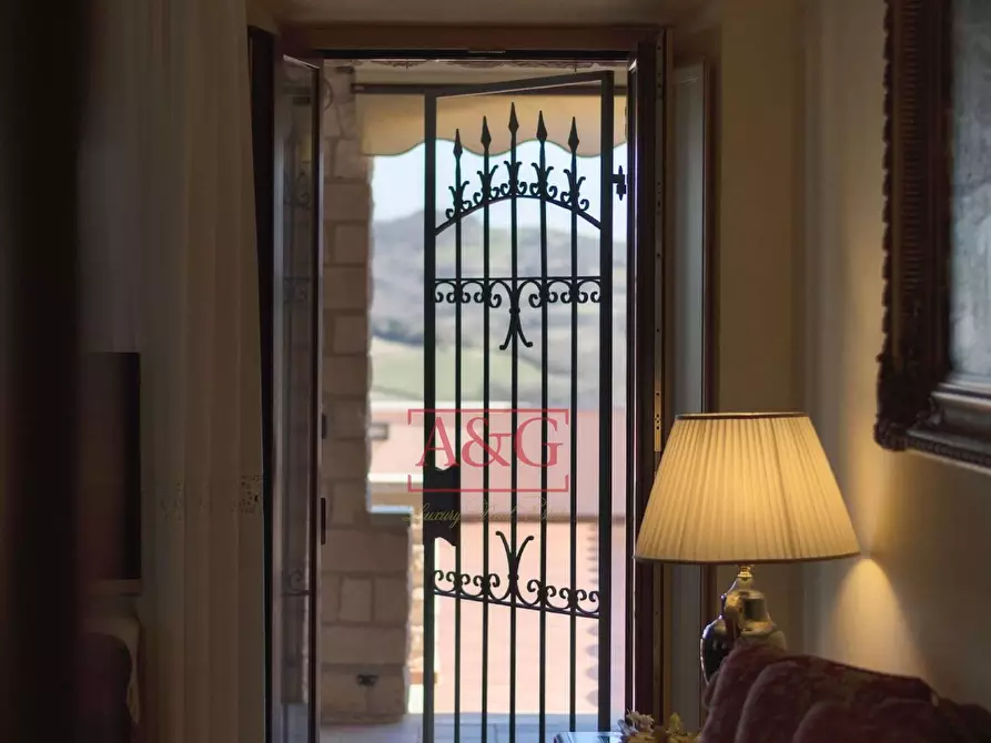 Immagine 91 di Villa in vendita  in serra 12 a Cagli