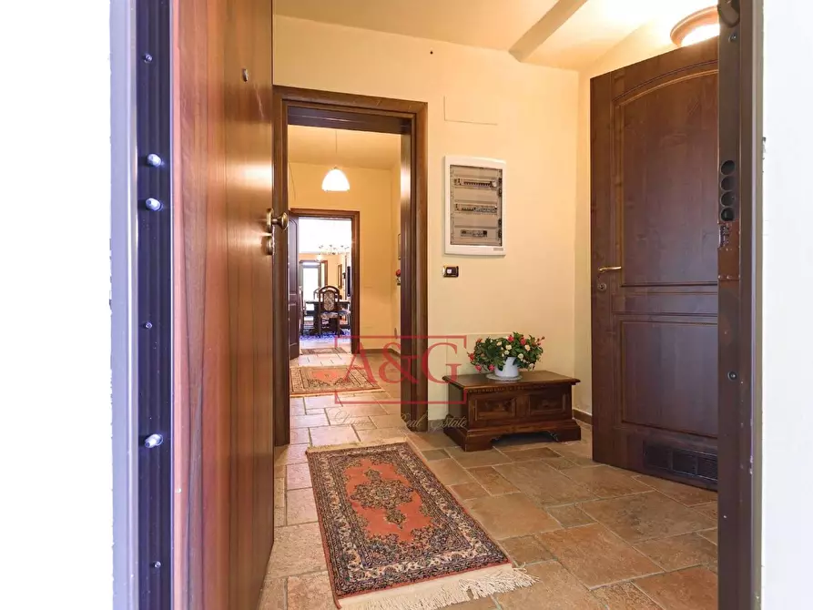 Immagine 97 di Villa in vendita  in serra 12 a Cagli