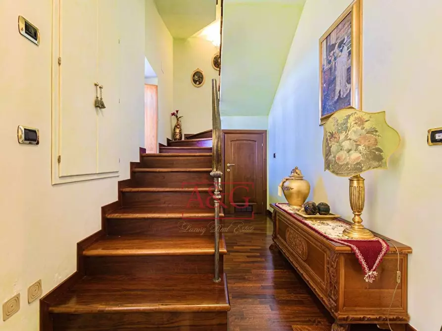 Immagine 99 di Villa in vendita  in serra 12 a Cagli