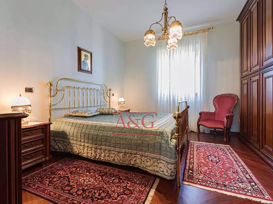 Immagine 101 di Villa in vendita  in serra 12 a Cagli