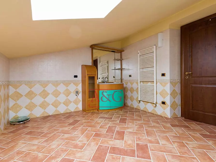 Immagine 106 di Villa in vendita  in serra 12 a Cagli