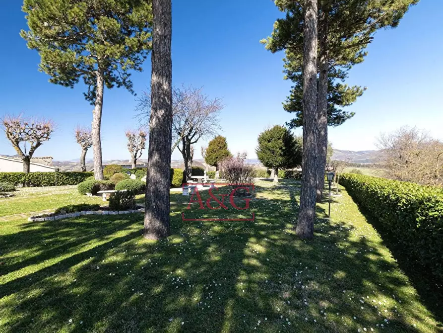 Immagine 108 di Villa in vendita  in serra 12 a Cagli