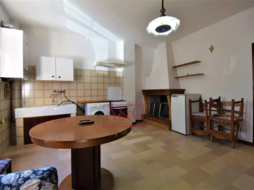 Immagine 9 di Appartamento in vendita  in Borgo San Tommaso 1 a Montedinove