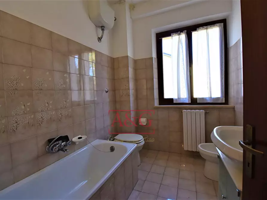 Immagine 14 di Appartamento in vendita  in Borgo San Tommaso 1 a Montedinove