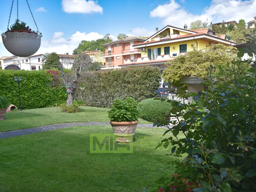 Immagine 11 di Villa in vendita  in Via Abbadia a Monterubbiano