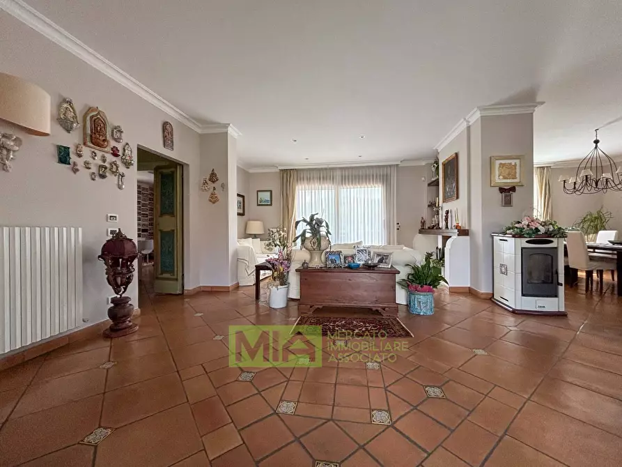 Immagine 13 di Villa in vendita  in Via Abbadia a Monterubbiano