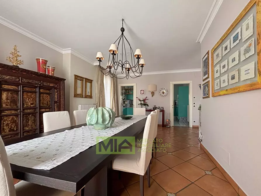 Immagine 15 di Villa in vendita  in Via Abbadia a Monterubbiano