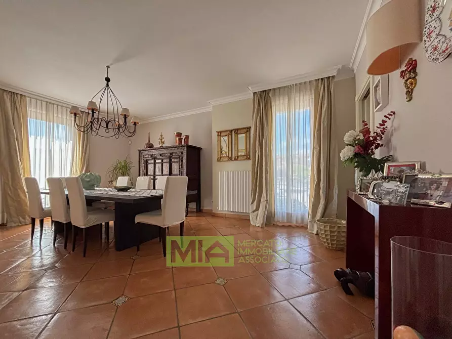 Immagine 19 di Villa in vendita  in Via Abbadia a Monterubbiano