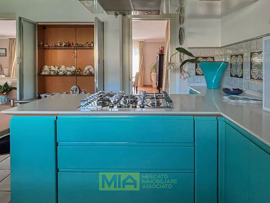 Immagine 24 di Villa in vendita  in Via Abbadia a Monterubbiano