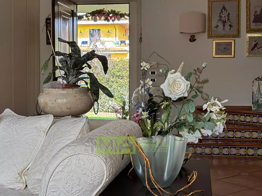 Immagine 29 di Villa in vendita  in Via Abbadia a Monterubbiano