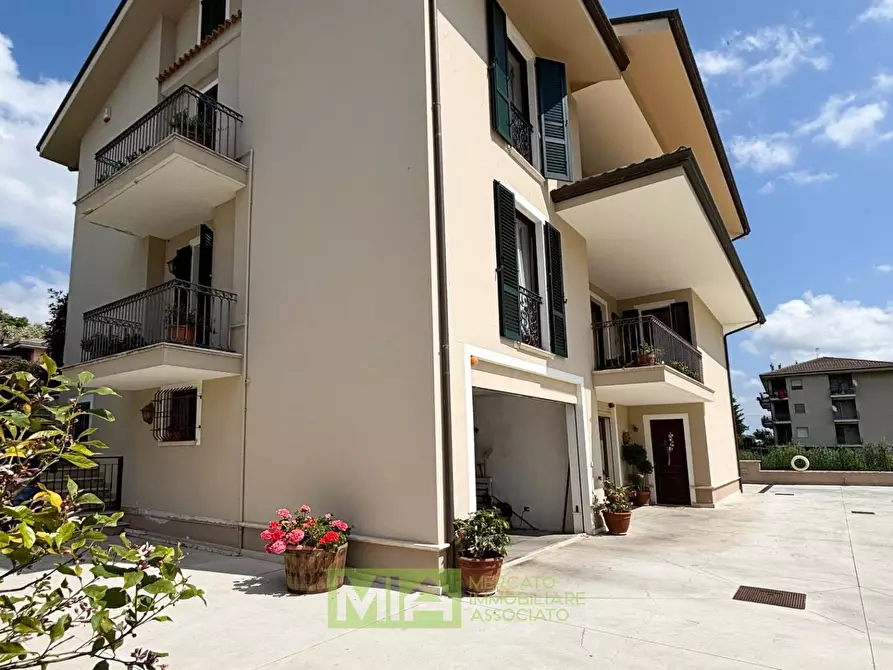 Immagine 88 di Villa in vendita  in Via Abbadia a Monterubbiano