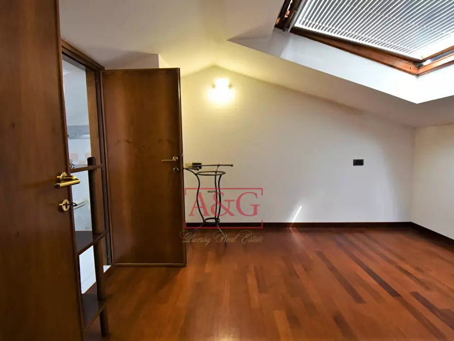 Immagine 31 di Casa indipendente in vendita  in Via Bruno Buozzi 44 a Sarnano