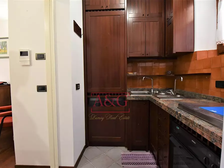 Immagine 10 di Casa indipendente in vendita  in Via Bruno Buozzi 44 a Sarnano