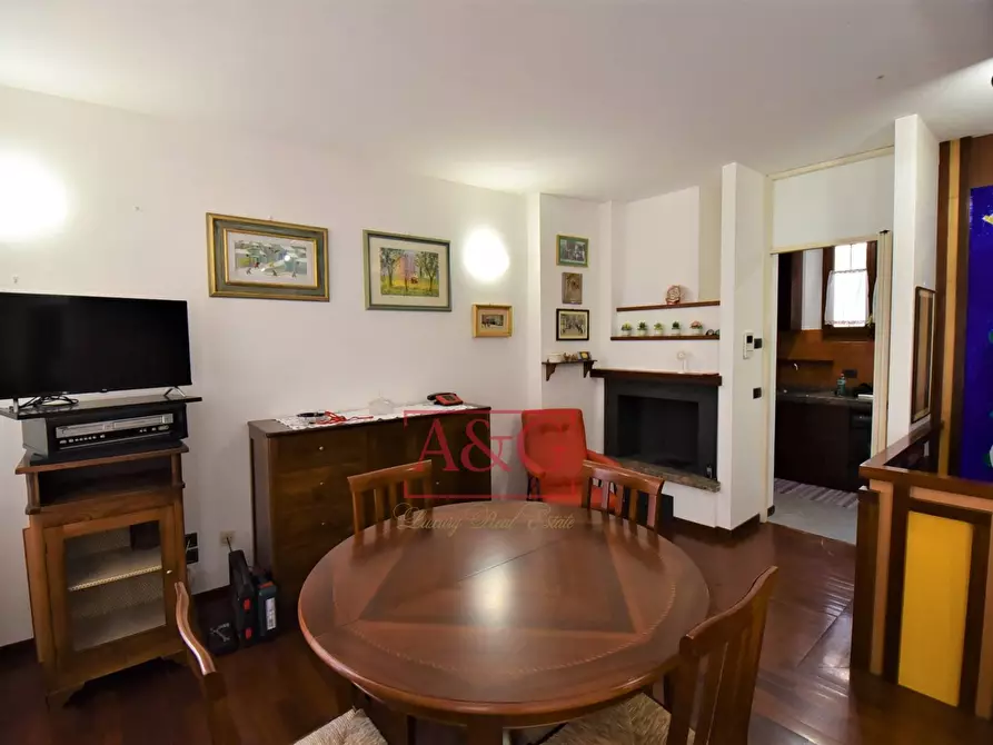 Immagine 3 di Casa indipendente in vendita  in Via Bruno Buozzi 44 a Sarnano