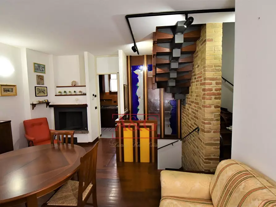 Immagine 8 di Casa indipendente in vendita  in Via Bruno Buozzi 44 a Sarnano