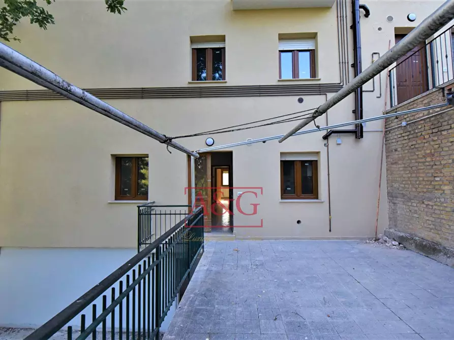 Immagine 6 di Appartamento in vendita  in Viale Stradone 50 a Montemonaco