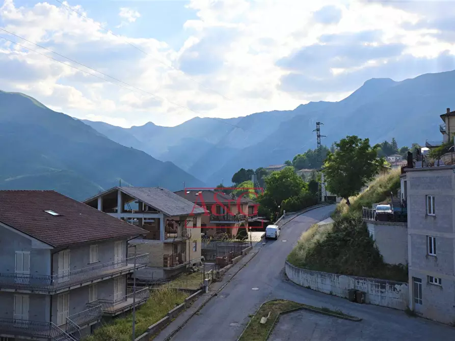 Immagine 24 di Appartamento in vendita  in Viale Stradone 50 a Montemonaco