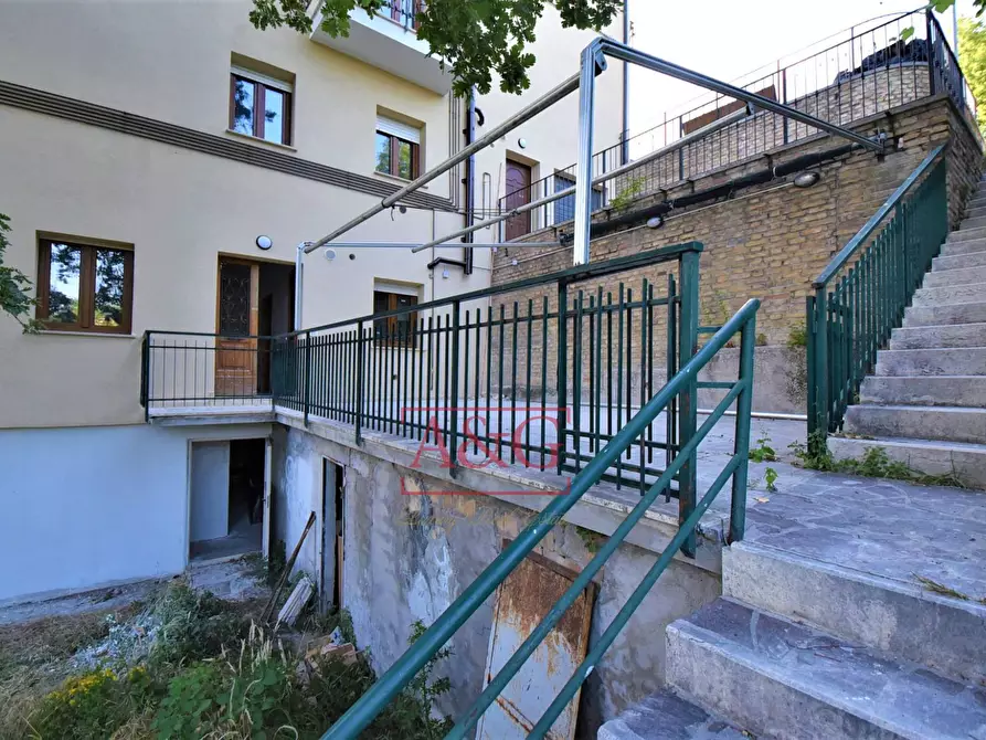Immagine 29 di Appartamento in vendita  in Viale Stradone 50 a Montemonaco