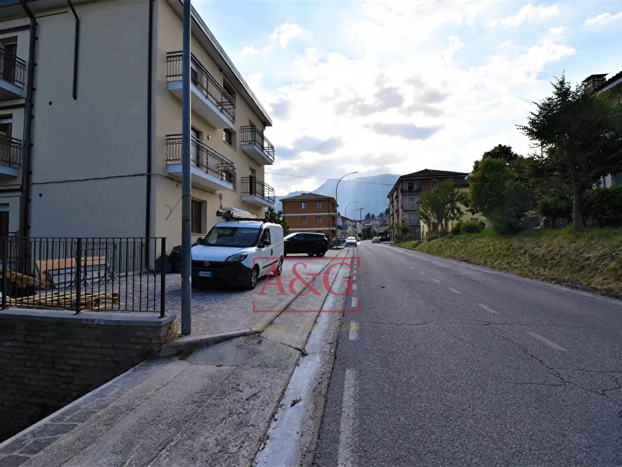 Immagine 31 di Appartamento in vendita  in Viale Stradone 50 a Montemonaco